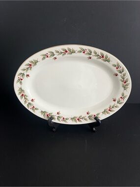 Christmas Platter Holly Berry by WORLD BAZAARS 14in Platter